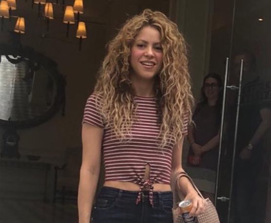 Shakira a cântat în faţa judecătorului piesa „La Bicicleta”